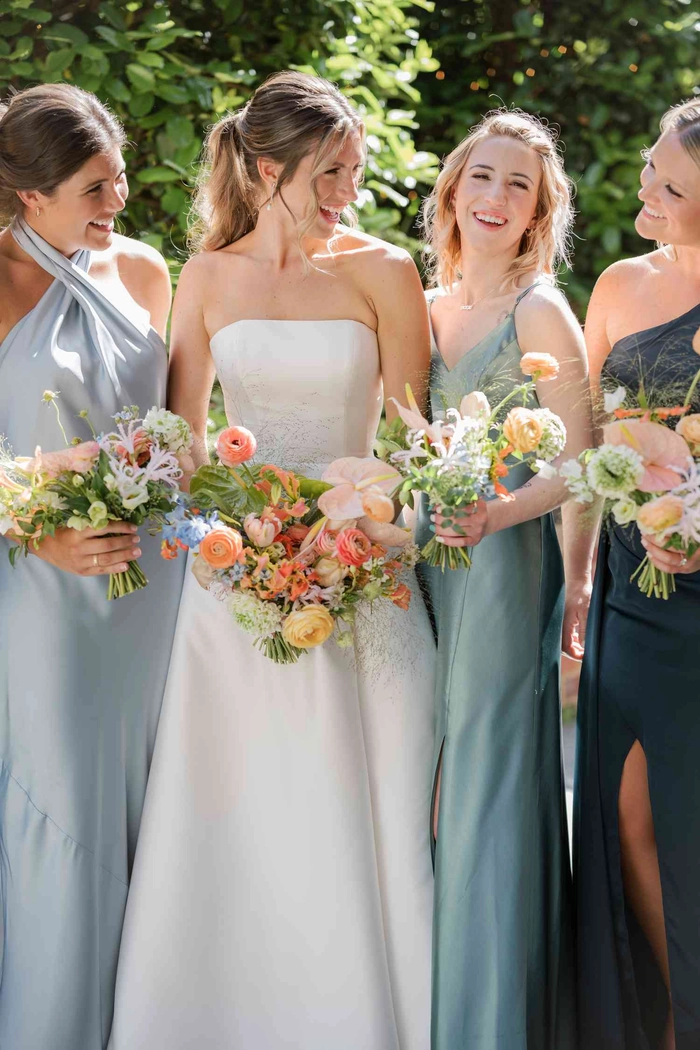 10 Stunning Beach Bridesmaid Hair Concepts for a Seaside Wedding Elegant beach bridesmaid hairstyle ideas with loose waves and ocean breeze