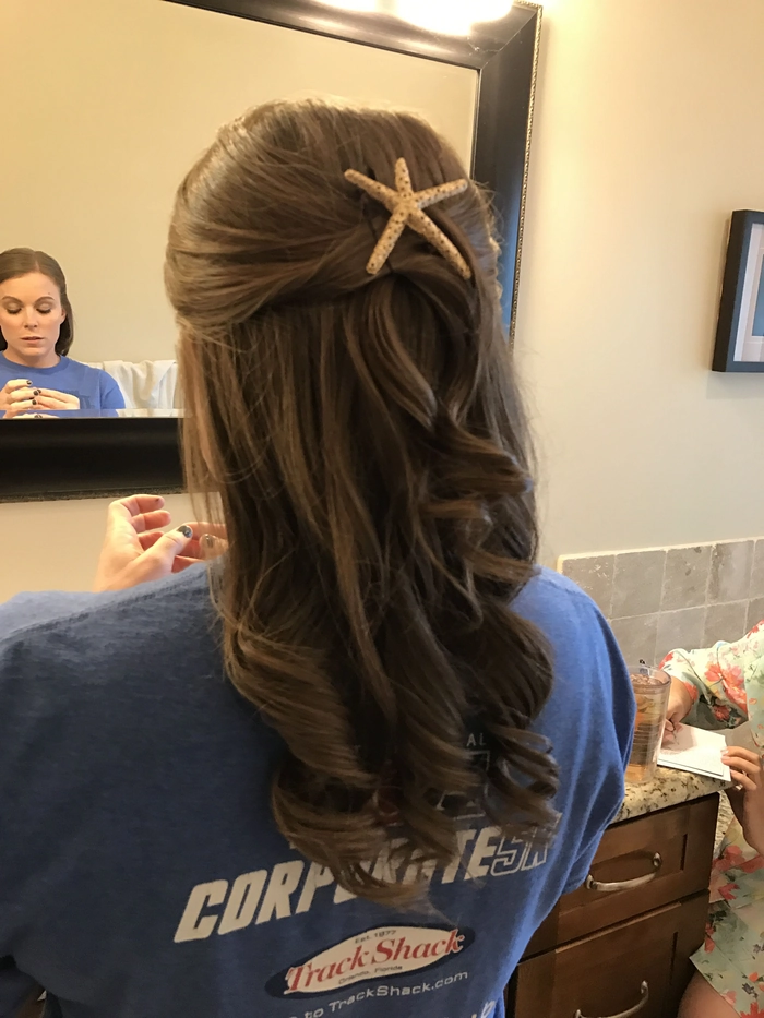 7. Beach bridesmaid hair ideas featuring flowy braids and tropical flowers 7. Beach bridesmaid hair concepts with loose waves and seashell accents