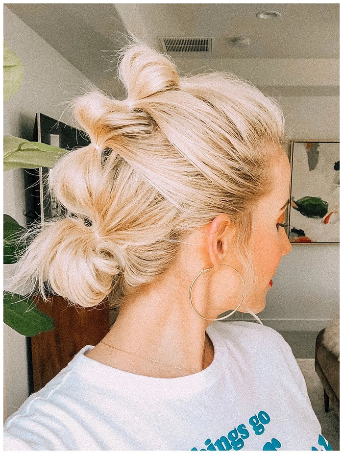 Beach bubble ponytail with tousled texture and scrunchie accents