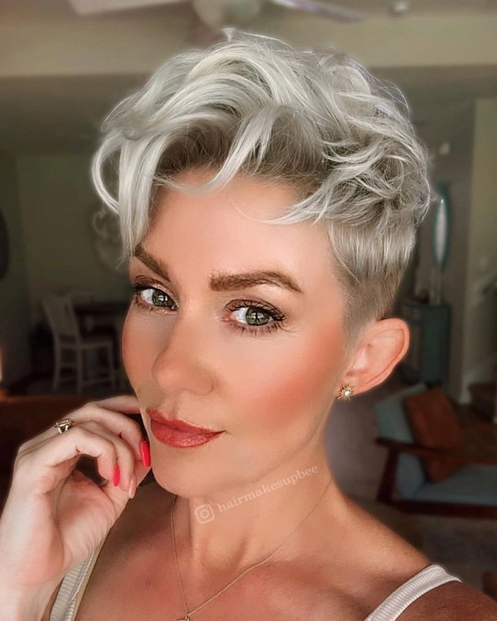 Short beach hairstyle with textured waves and a sea salt finish
