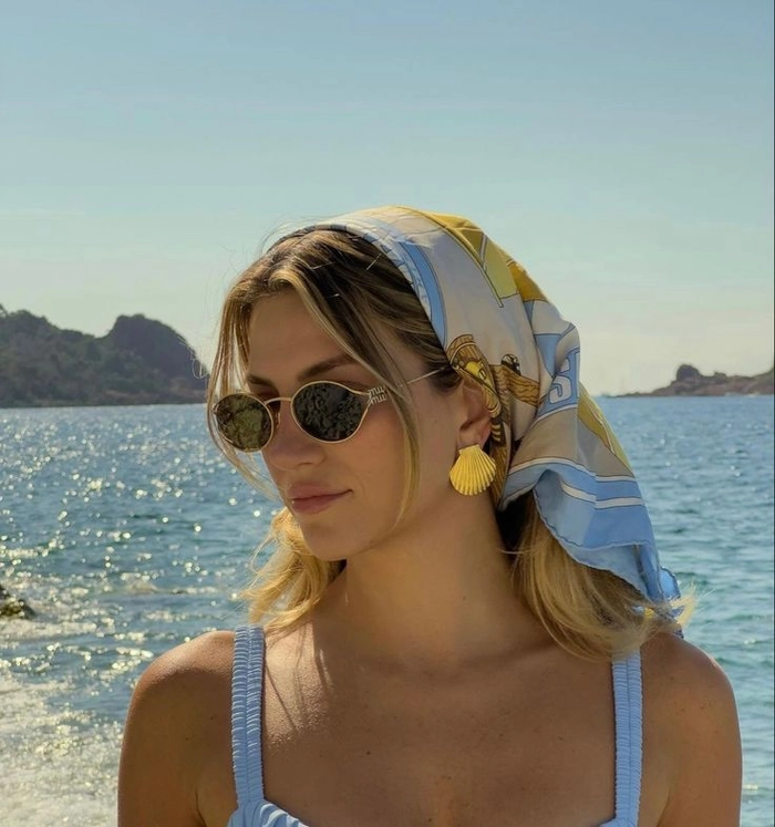 Woman with effortless beach hair inspiration and loose waves