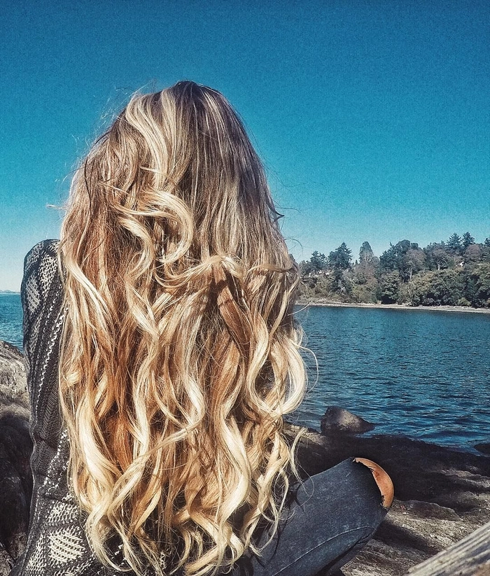Long Flowing Beach Hair: Style Inspiration