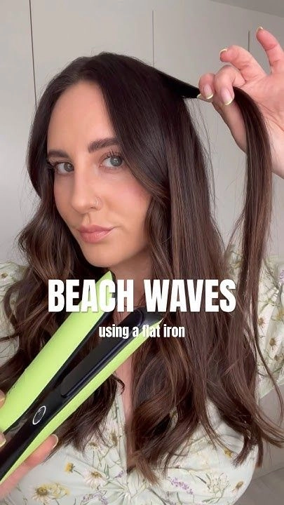 Step-by-step tutorial for creating beach waves on straight hair using a curling wand