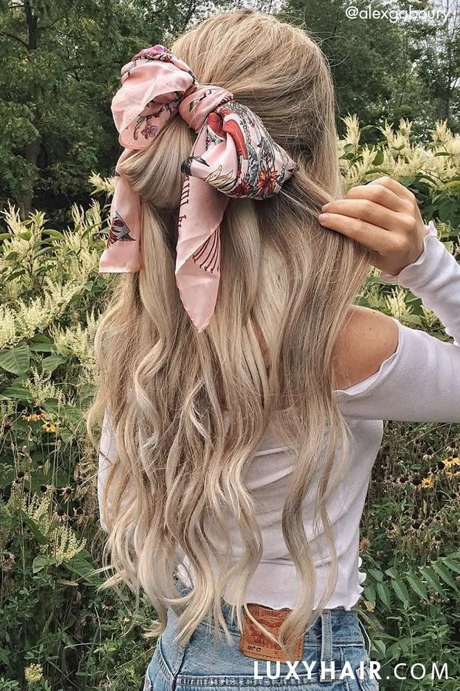 Toddler Beach Hair Ideas – Cute Protective Hairstyle for Sunny Days at the Shore Adorable toddler with beach waves and tiny braids having fun in the sand