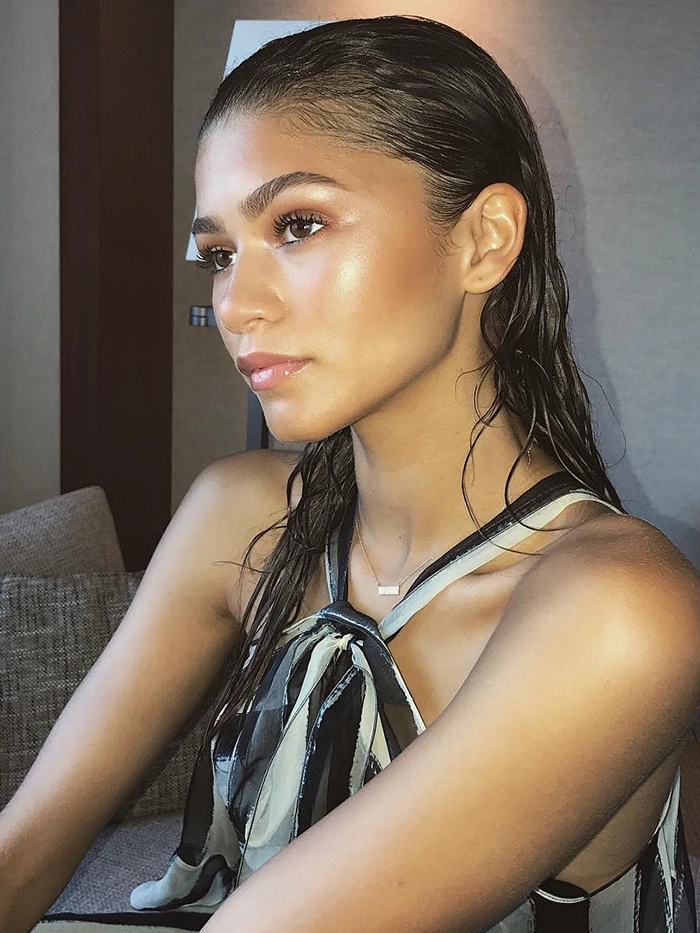 Modern wet look beach waves with glossy texture