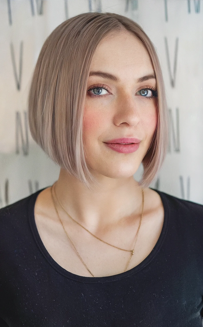 Chic Everyday Styling Tips for Blunt Cut Bobs on Straight