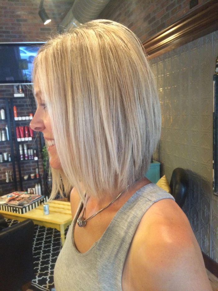 casual inverted bob style for fine thin hair model 14