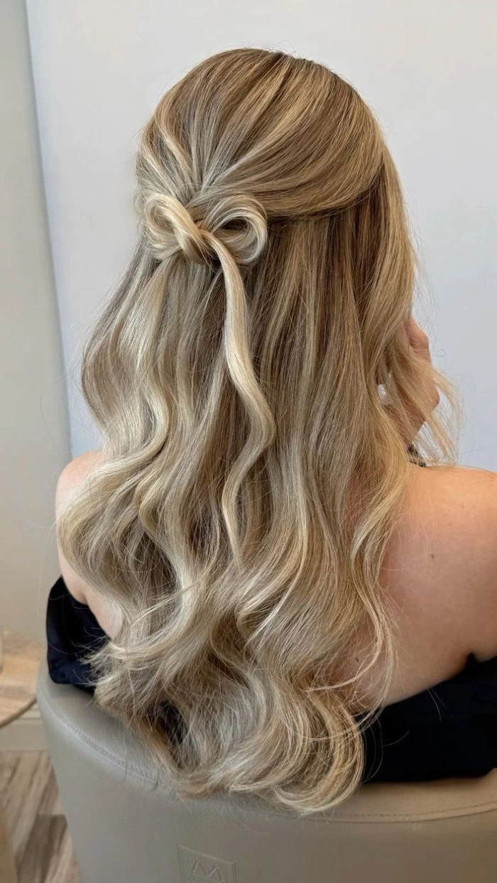 Casual half up half down look showcasing natural medium hair style number 14 Effortless half up half down hairstyle on medium length hair perfect for casual days