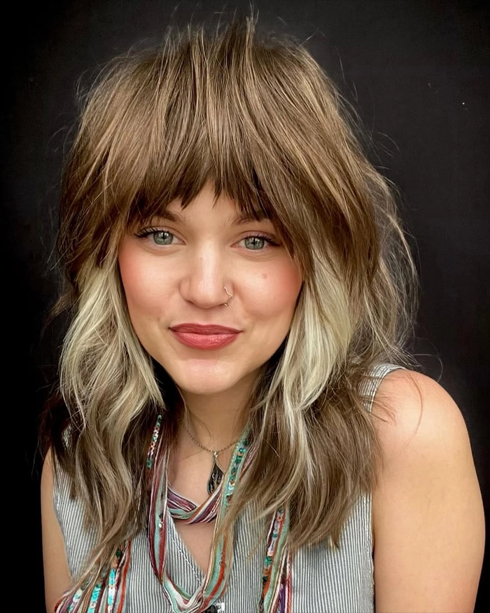 Casual weekend hairstyle featuring an easy shag haircut style Effortless shag haircut styled for a relaxed weekend look
