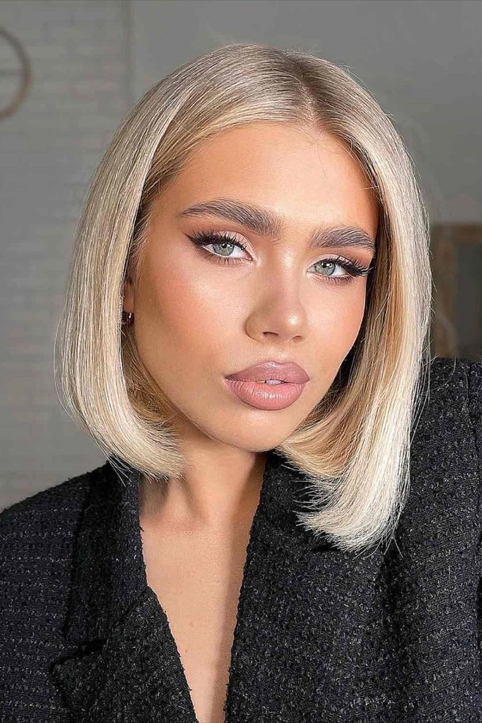 Casual blunt cut bob styling for straight hair showcasing a sleek look Everyday blunt cut bob hairstyle for straight hair in a casual setting