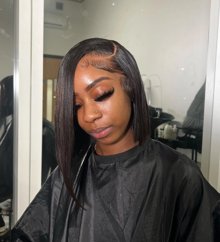 Inverted bob hairstyle for fine thin hair with casual waves and soft layering