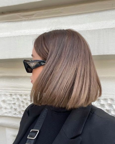Casual bob styling idea for effortless beauty and time-saving grooming Low maintenance bob hairstyle perfect for quick and stylish looks on busy mornings