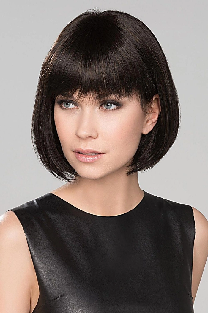 Casual bob styling idea that is easy to manage and ideal for hectic mornings Low maintenance bob hairstyle with soft waves perfect for quick styling on busy mornings