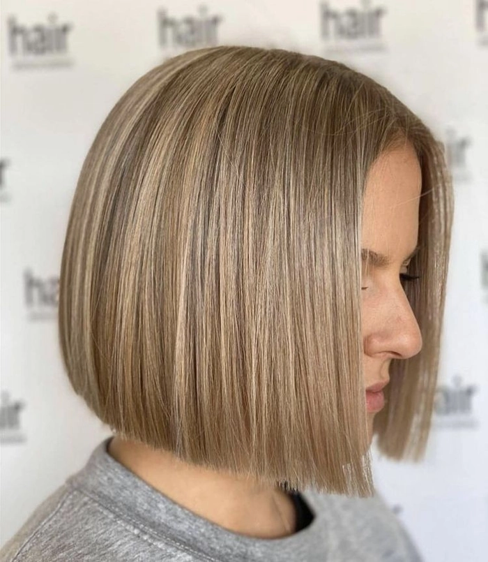 Casual bob styling ideas for quick and easy morning routines Low maintenance bob hairstyle with effortless waves perfect for busy mornings