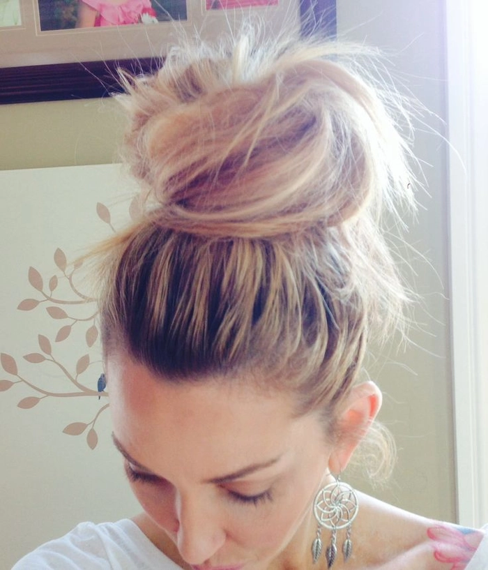 Casual hairstyles featuring an effortless second day messy top knot on image 15 Everyday messy top knot perfect for second day hair in casual style
