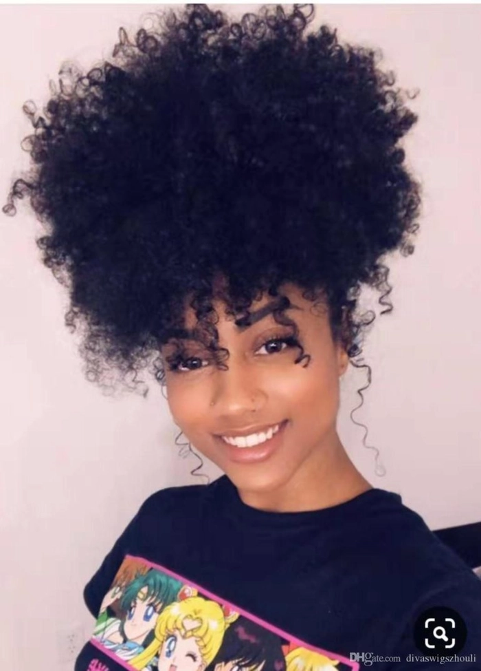 Casual afro hairstyle idea for effortless daily looks Everyday natural afro hairstyle styled for casual wear and comfort