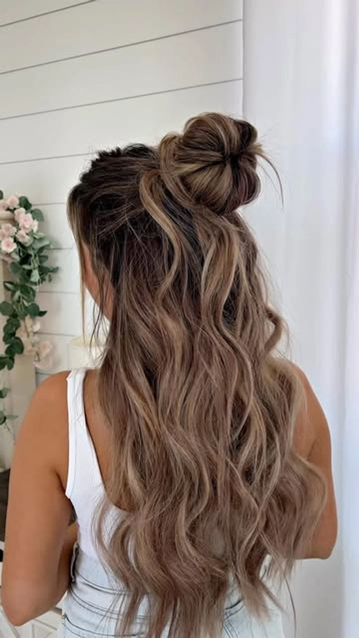 Quick high ponytail variations perfect for casual streetwear looks