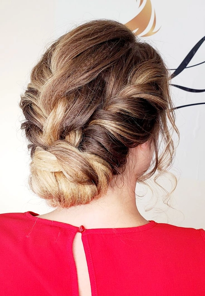 Elegant and easy twisted low bun for everyday work looks Quick low twisted bun hairstyle perfect for professional casual settings