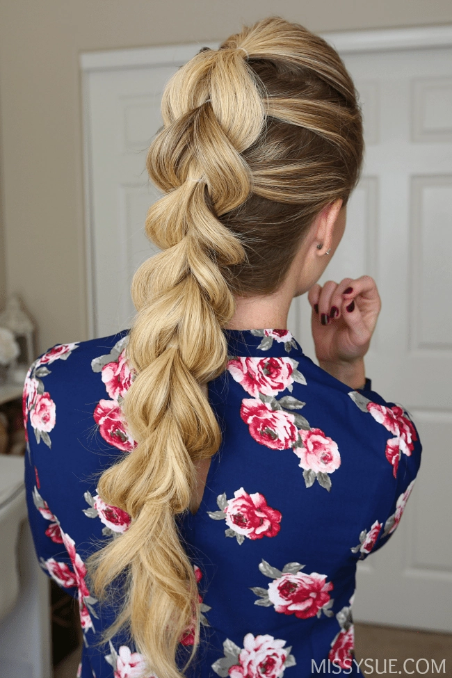 Casual quick pull through braid style perfect for thick hair image 15 Quick pull through braid hairstyle on thick hair for a casual look