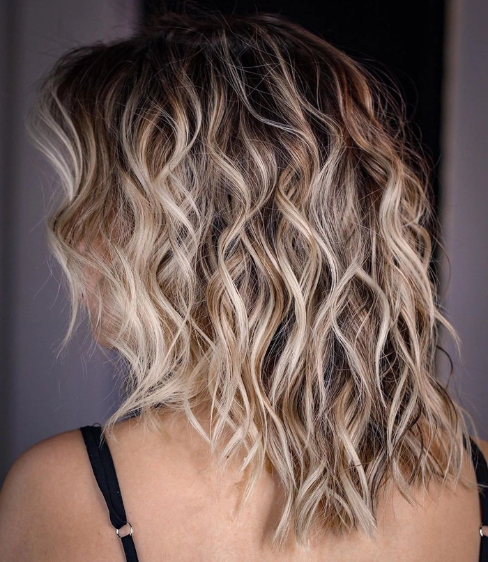 Casual and effortless beach waves perfect for fine hair styles on the beach Relaxed beach wave hairstyle on fine hair, styled casually for everyday wear
