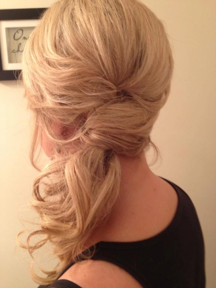 A relaxed side ponytail hairstyle perfect for casual weekend outings