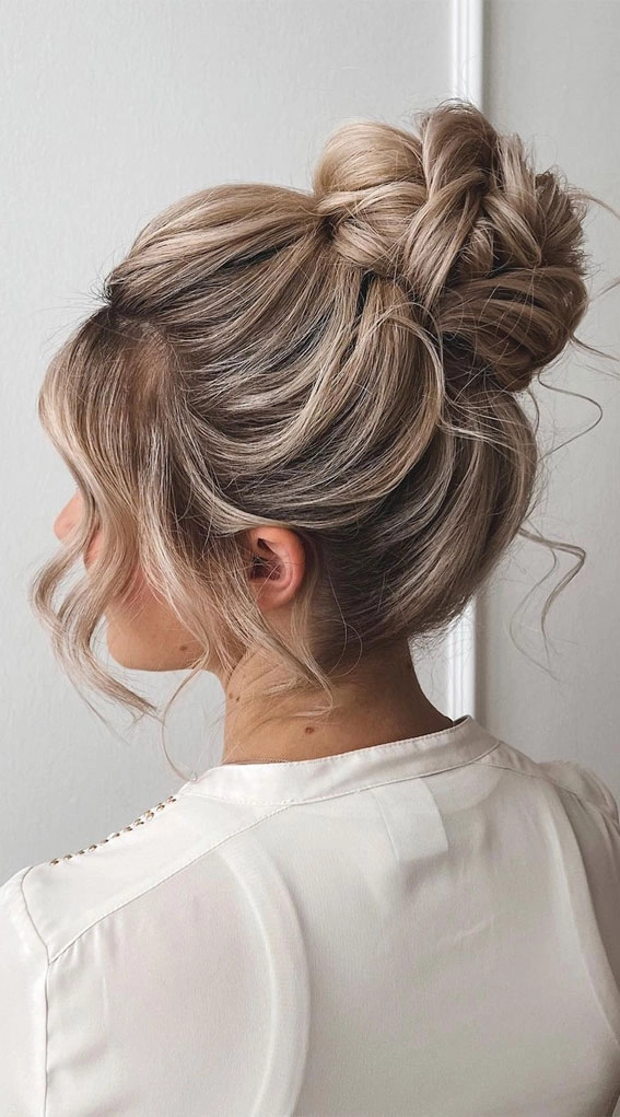 Relaxed Updo with Face Framing Pieces for Round Faces - Casual Hairstyle Image 2 Relaxed updo with face framing pieces for round faces, casual hairstyle view two