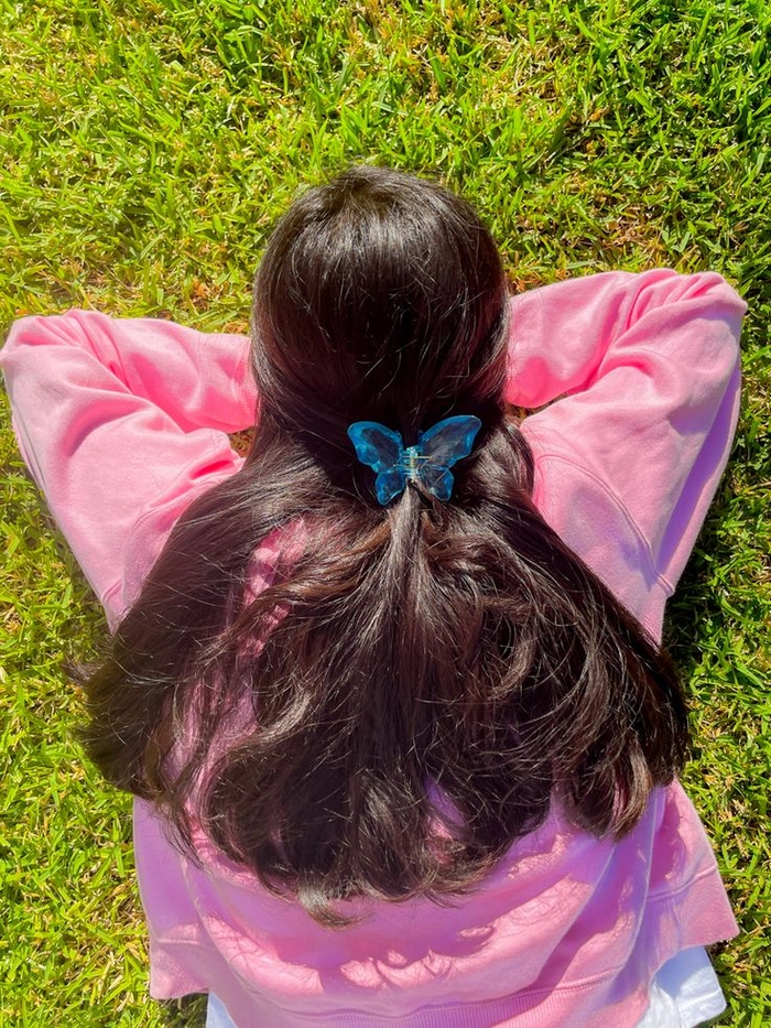 Casual Hairstyles image simple butterfly clip hairstyles for Y2K casual trends image