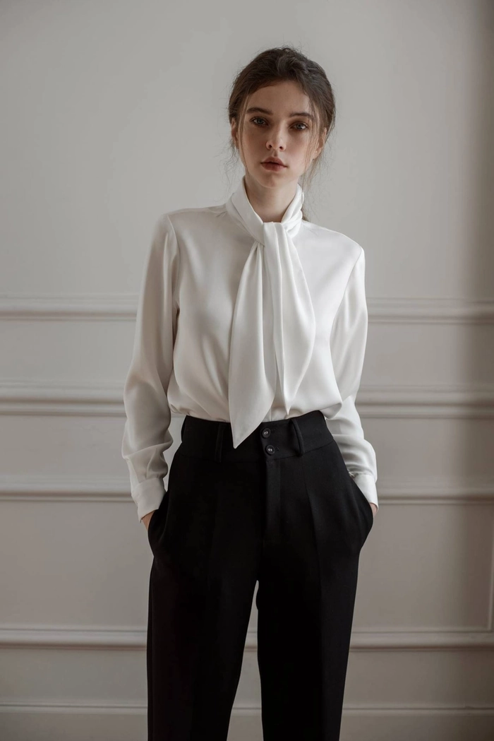 Casual hairstyle inspiration featuring a sleek low ponytail for everyday wear Everyday sleek low ponytail styled for minimalist casual outfits