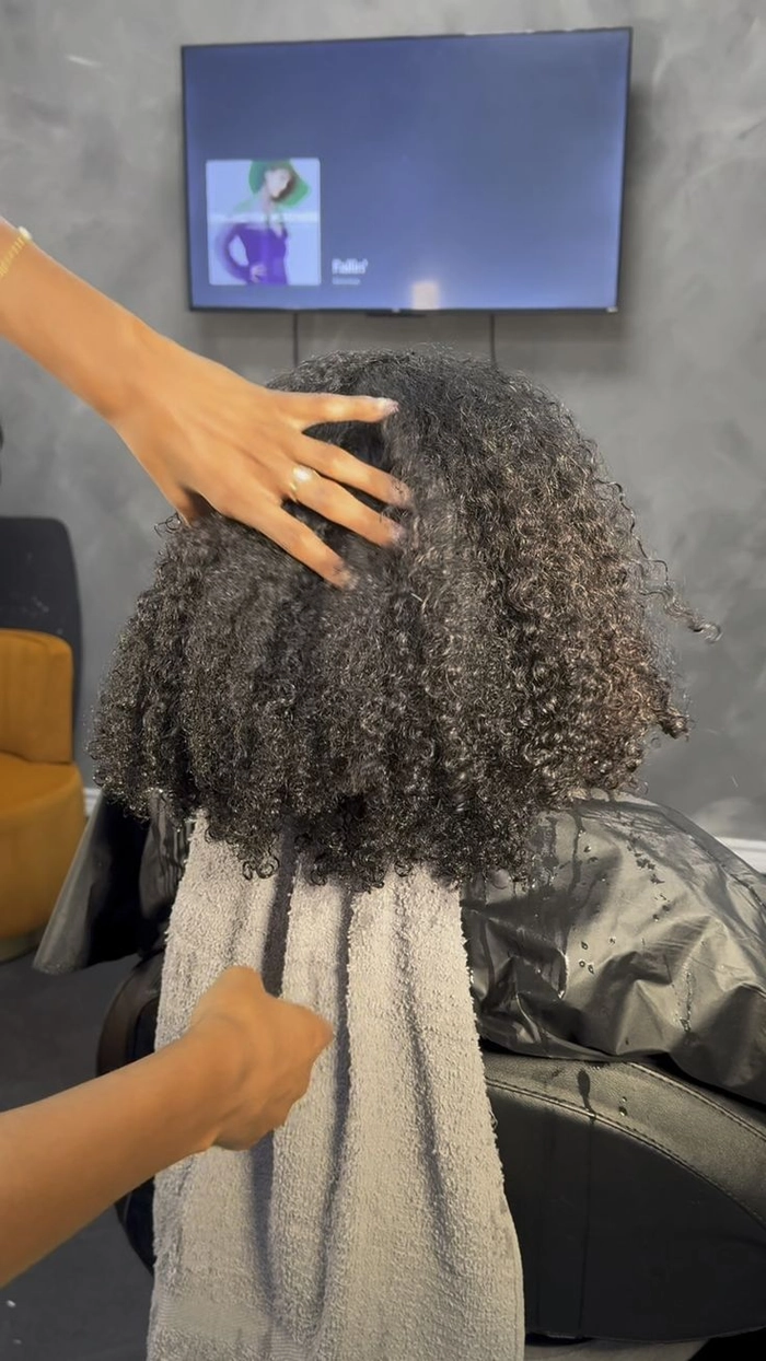 Three effortless everyday wash and go styles defining type 3 curls with natural volume and bounce