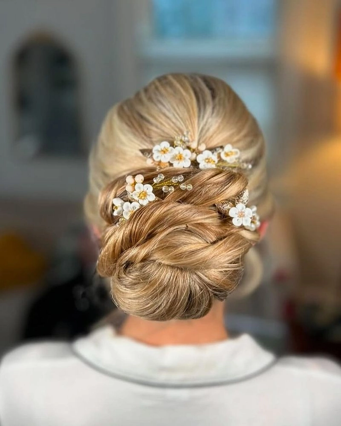 Date Night Hair: Chic updo featuring sparkly bobby pins for a romantic look. Elegant evening updo with decorative bobby pins and soft curls.