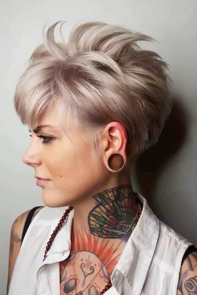 Romantic hairstyles for transitioning a pixie cut into date night looks