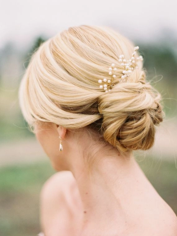 Elegant romantic hairstyle for a spring garden dinner date