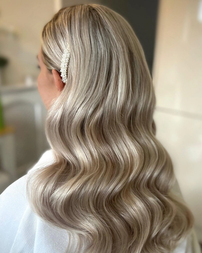 Vintage Hollywood Waves for Anniversary Dinner