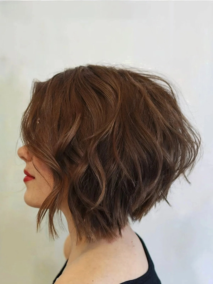 Wavy bob hairstyle with soft curls perfect for a first date look