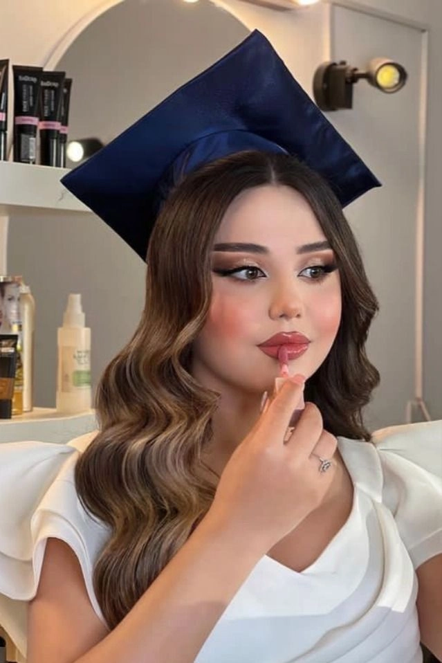 Illustration of graduation cap hair framing techniques with braided sides