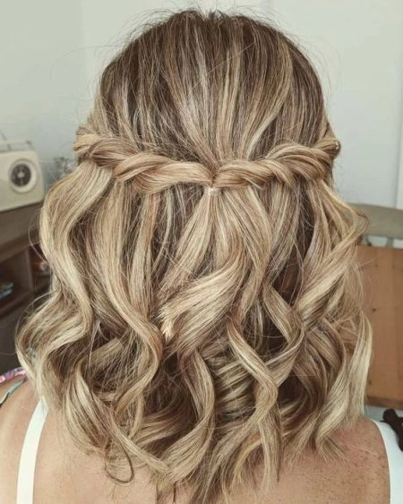 Stunning Graduation Hairstyles for Medium Hair