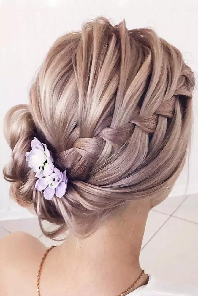 Graduation Hairstyle with White Flowers - Curly Updo for Ceremony Graduation hairstyle with white flowers pinned in a curly updo