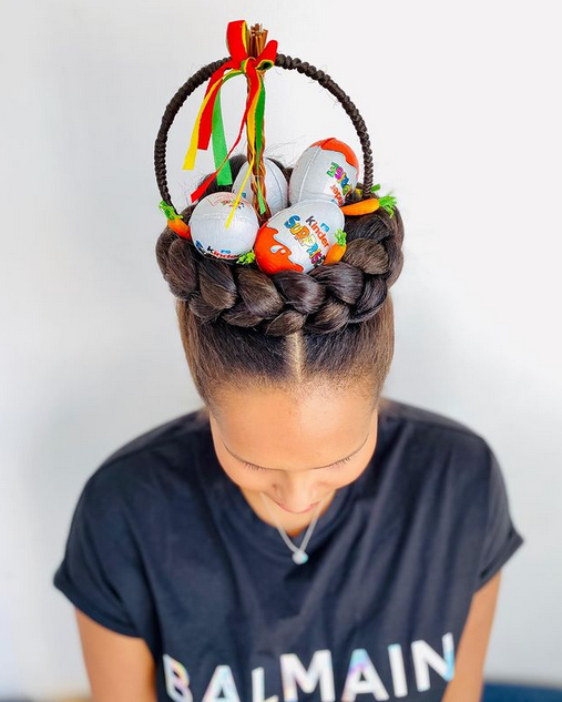 Floral hair clip inspiration for a holiday brunch look Easter brunch hairstyle with a delicate floral hair clip