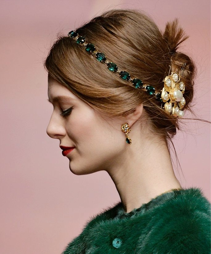 Eid Gatherings: Festive Hair Accessories