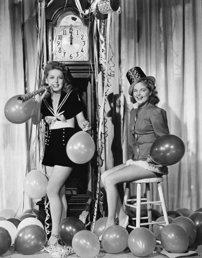 Glamorous Hollywood waves hairstyle for New Year's Eve with festive shimmer