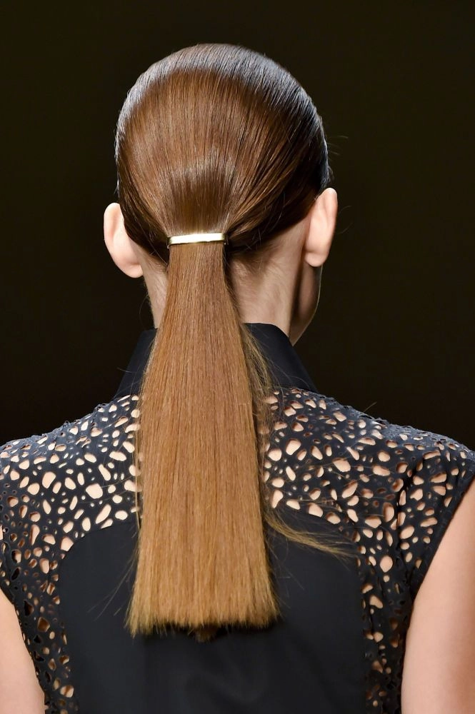 High ponytail inspiration for New Year's Eve clubbing