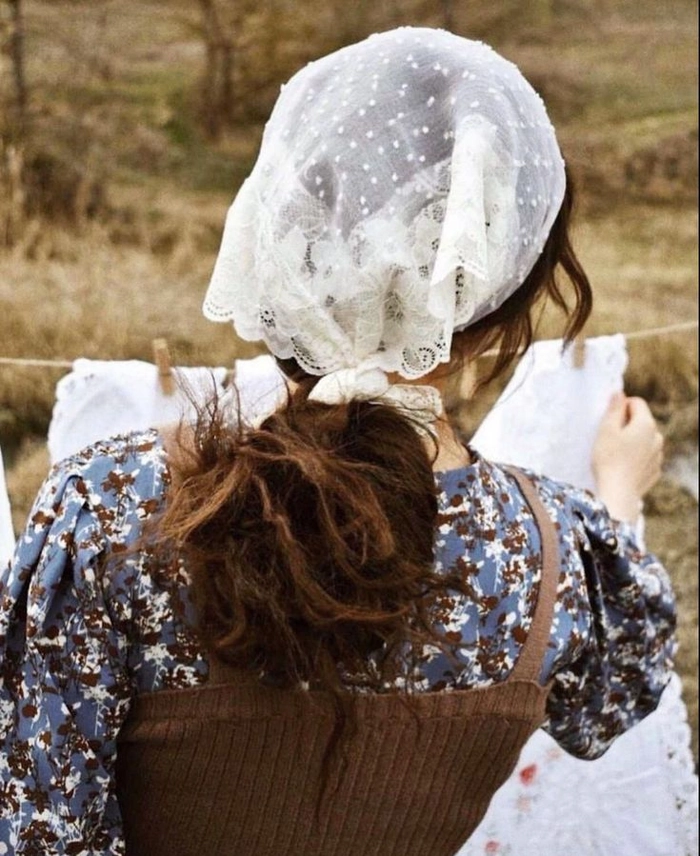 Modest Hair Coverings for Hanukkah Dinners
