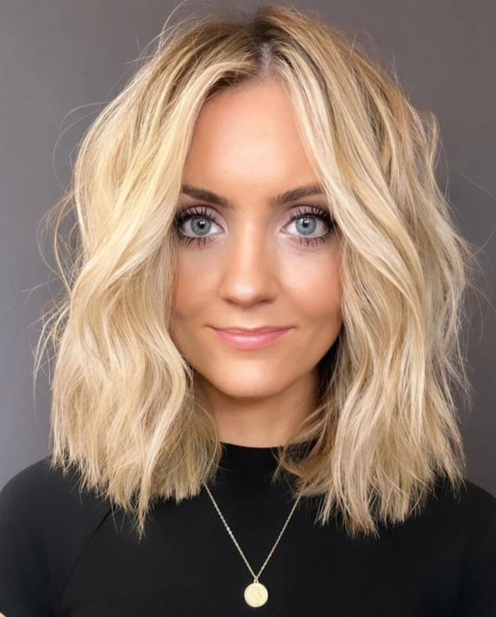 Friendsgiving Textured Lob Hairstyles