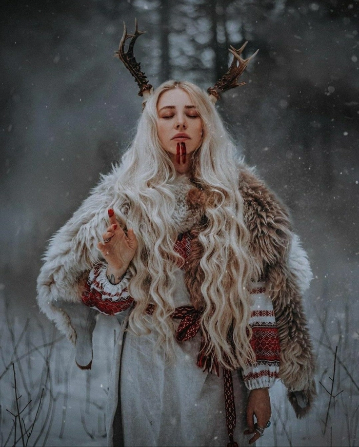Natural hairstyle for winter solstice pagan festival celebration