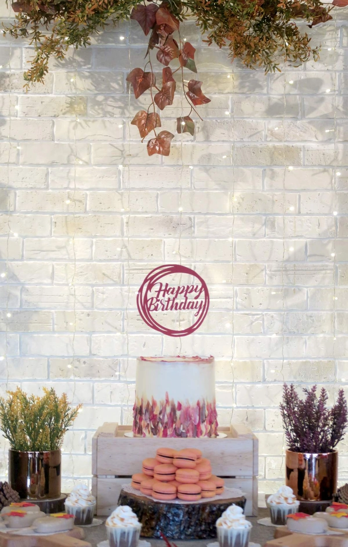 Autumn birthday party hairstyle featuring a textured lob