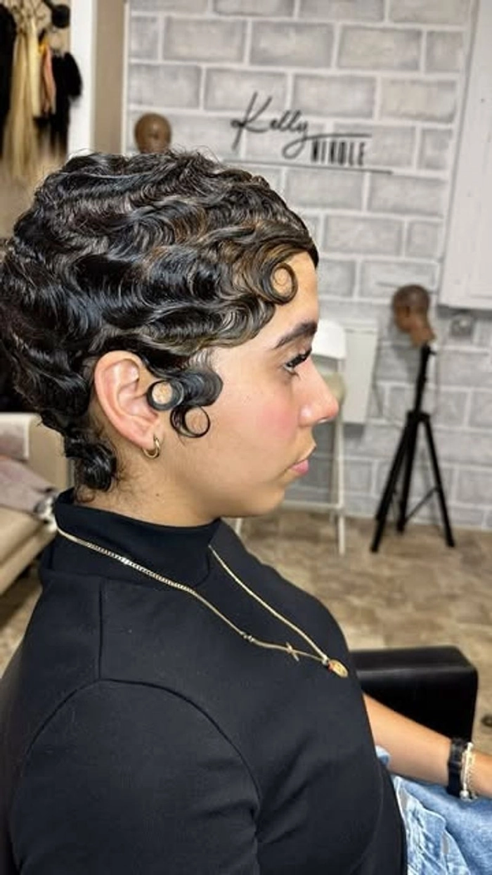 Glamorous masquerade ball hair styled with vintage finger waves Vintage finger waves hairstyle for an elegant masquerade ball party