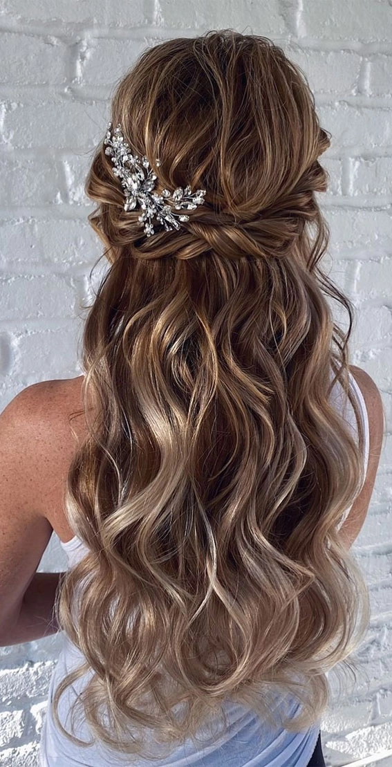 Beautiful curly half up half down prom hairstyle inspiration image 12 Elegant half up half down prom hairstyle with soft curls