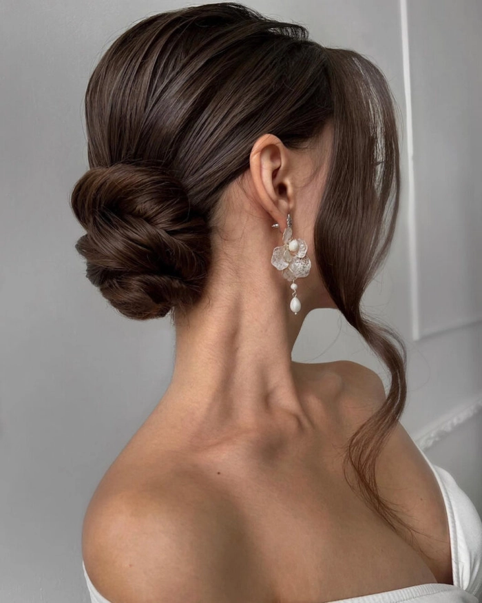 Elegant Prom Hairstyles Featuring Face-Framing Tendrils