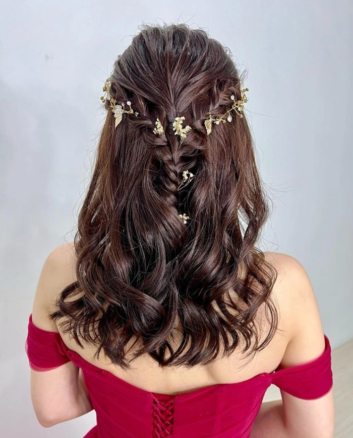 Stylish medium straight hair updo perfect for prom night glamour Elegant prom hairstyle for medium length straight hair with soft curls