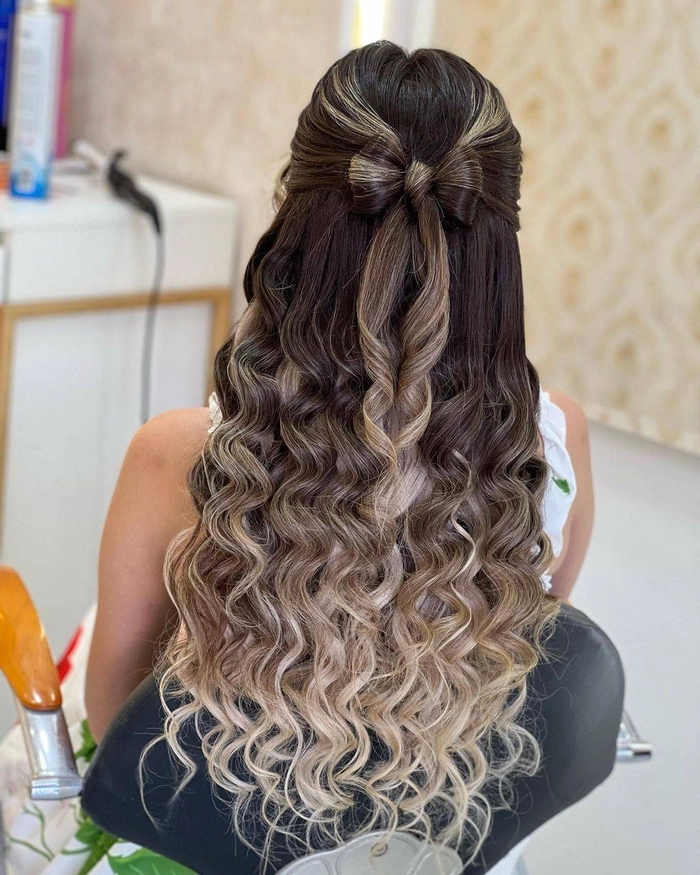 Stunning prom hairstyle idea for voluminous long thick hair Elegant prom hairstyle for long thick heavy hair with soft curls